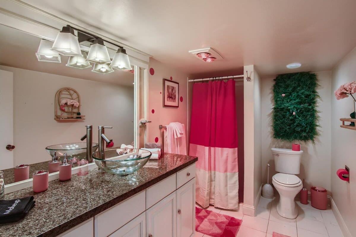 Barbie'S Dream Apt In The City Sacramento Zewnętrze zdjęcie